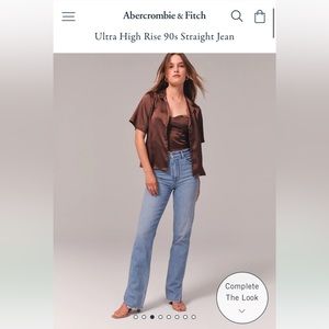 NWOT - Abercrombie & Fitch Ultra High Rise 90’s Straight Jean